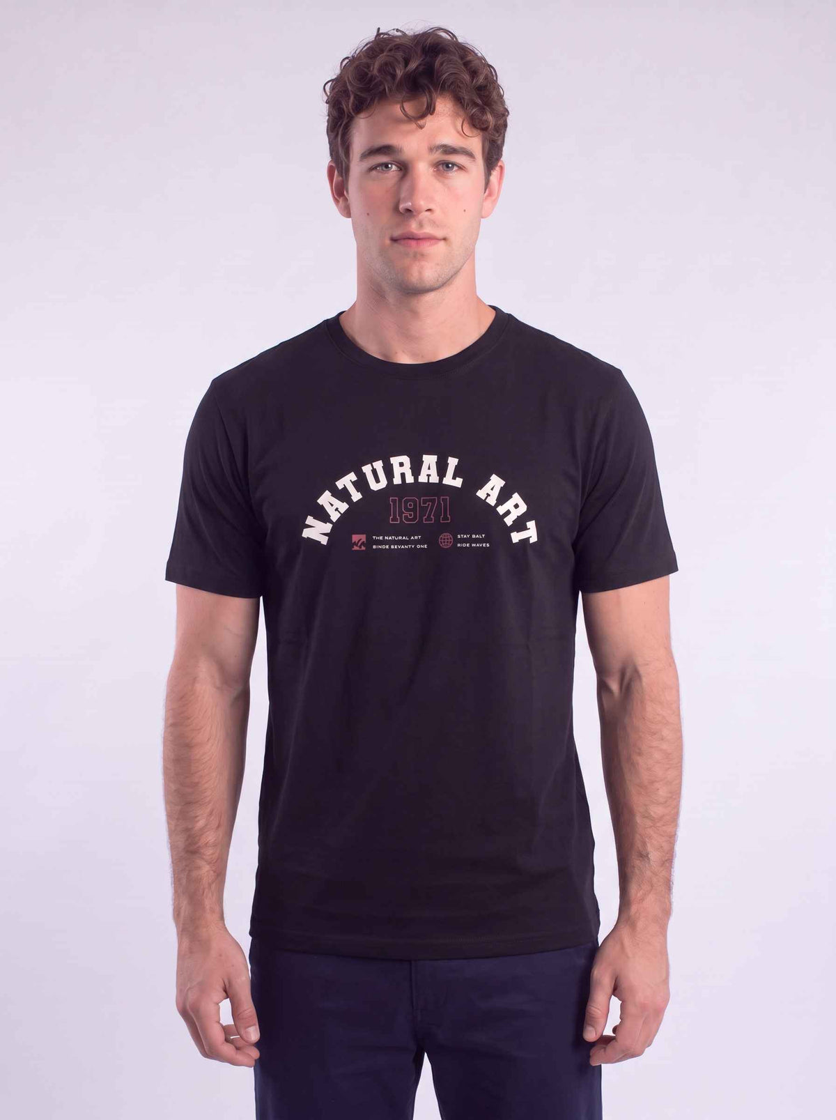 Camiseta College